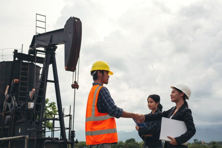 OIL & GAS